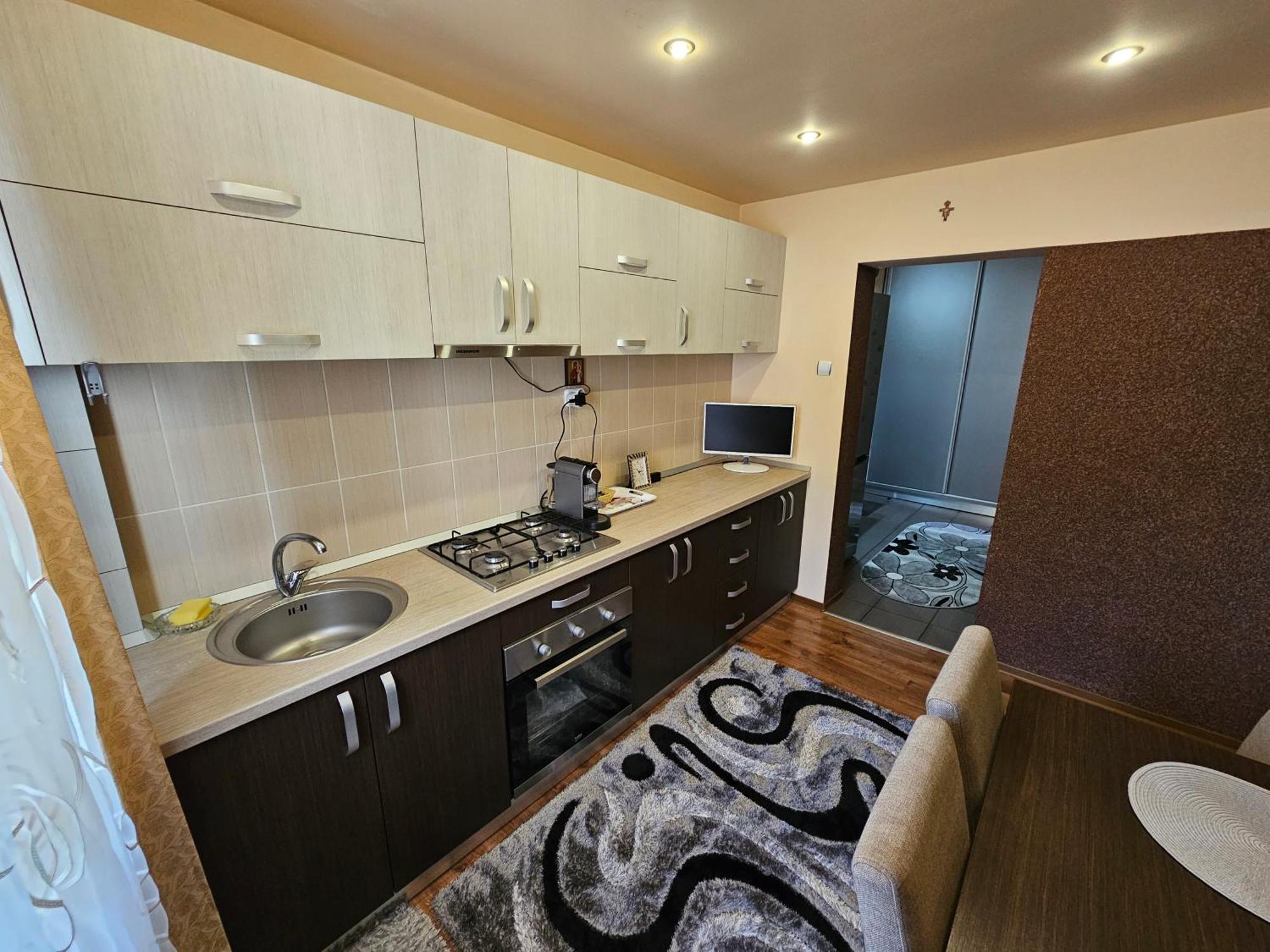 Perfect Ground Floor * Petrosani