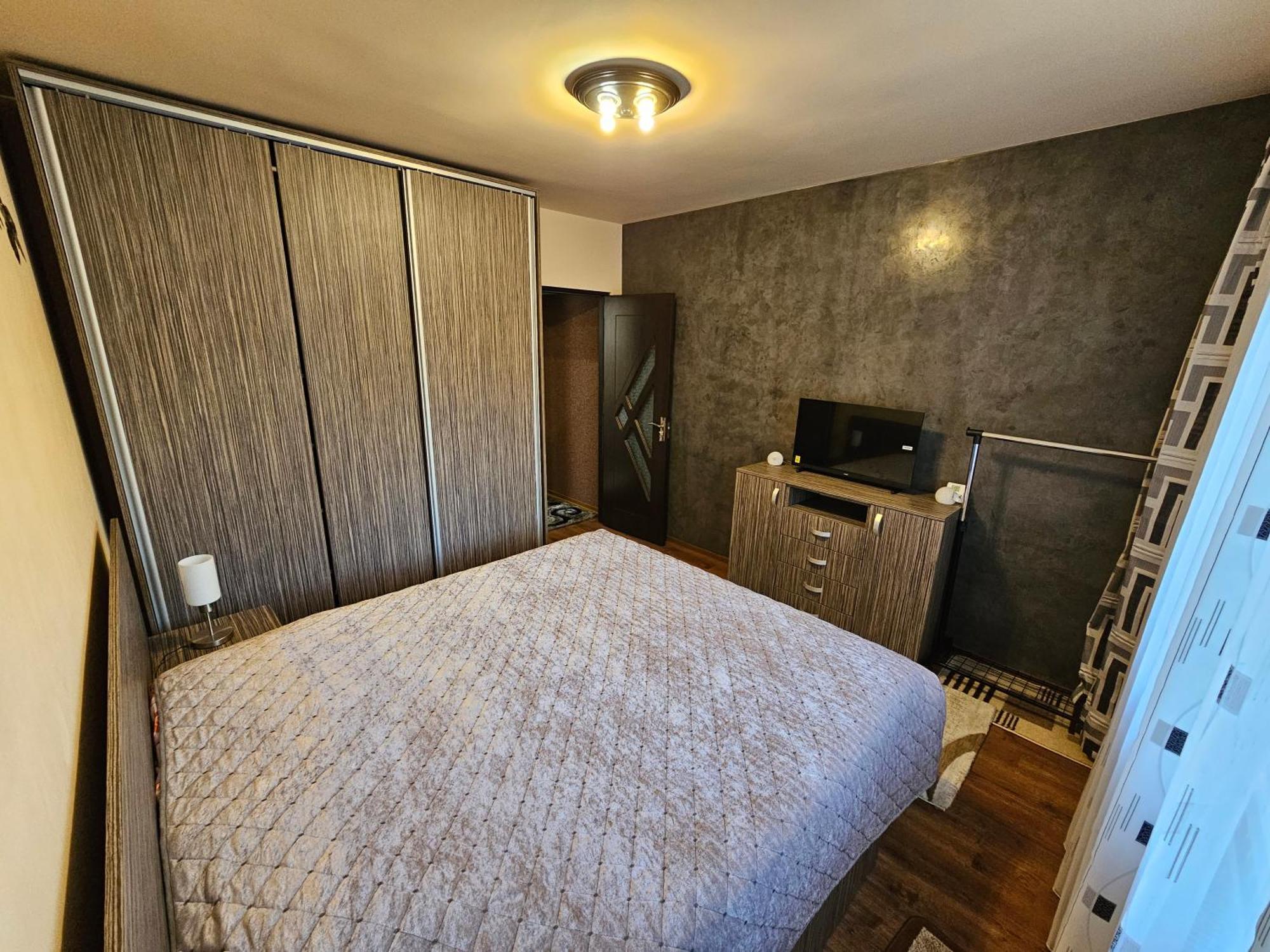 Perfect Ground Floor Apartment Petrosani